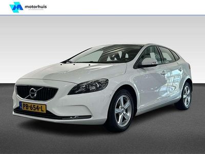 Wit Gebruikt 2017 Volvo V40 Stationwagen | € 10.900 (Goede deal)