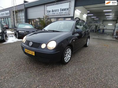 Blauw Occasion 2004 VW Polo Hatchback | € 1.950 (Iets duurder)