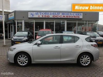 Lexus CT200h