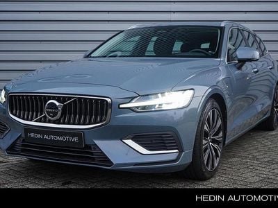 Grijs Gebruikt 2022 Volvo V60 Plus Stationwagen | € 36.995 (Iets duurder)