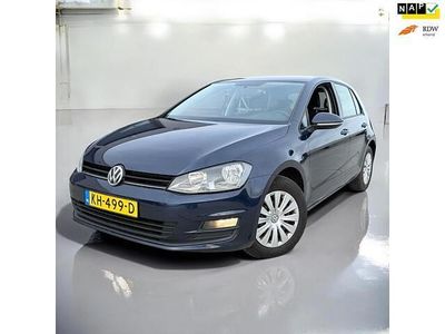 Blauw (metallic) Occasion 2016 VW Golf VII Hatchback | € 8.999 (Goede deal)