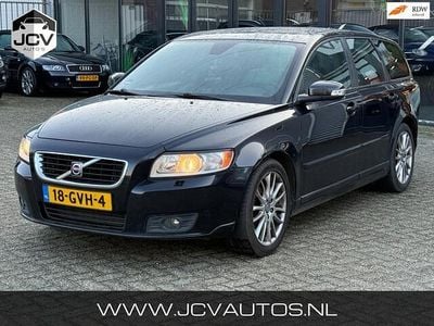 Zwart (metallic) Occasion 2008 Volvo V50 Momentum Stationwagen | € 1.488 (Iets duurder)