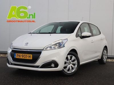 tweedehands Peugeot 208 - 1.6 BlueHDi Blue Lease Navigatie Airco Cruise Bluetooth LED Carplay Android