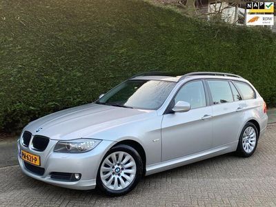 tweedehands BMW 318 3-SERIE Touring i AUTOMAAT/NIEUW/LEER/PANO/XENON/PDC!