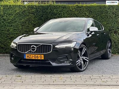 Zwart Gebruikt 2017 Volvo S90 R-Design Sedan | € 26.500 (Eerlijke prijs)