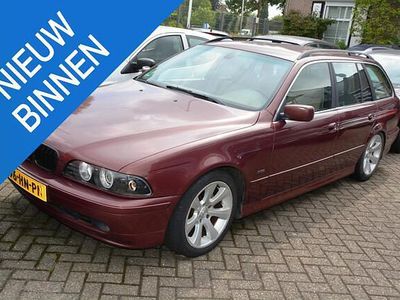 BMW 525