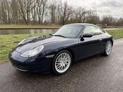 Blauw Occasion 2000 Porsche 911 Carrera 4 Coupé | € 22.500 (Goede deal)
