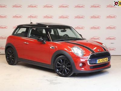 Hatchback Gebruikt 2017 Mini Cooper Business Hatchback | € 12.950 (Goede deal)