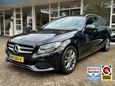 Zwart Gebruikt 2015 Mercedes C180 Stationwagen | € 17.900 (Duur)
