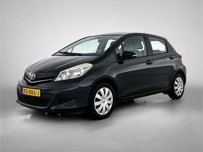 Zwart Gebruikt 2016 Toyota Yaris Hatchback | € 8.445 (Super prijs)