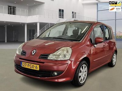 Occasion Renault Grand Modus Dynamique 101 PK (74 kW) 2011 Rood MPV