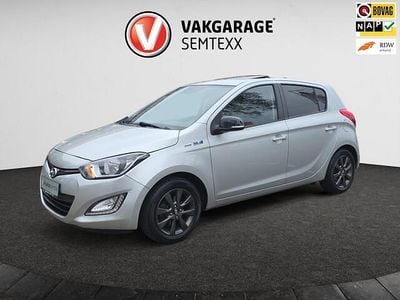 Grijs Occasion 2014 Hyundai i20 GO! Hatchback | € 7.650 (Eerlijke prijs)