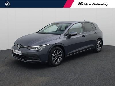 Grijs Gebruikt 2022 VW Golf VIII Style Hatchback | € 20.880 (Super prijs)