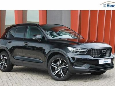 Zwart Gebruikt 2020 Volvo XC40 R-Design SUV | € 28.800 (Eerlijke prijs)