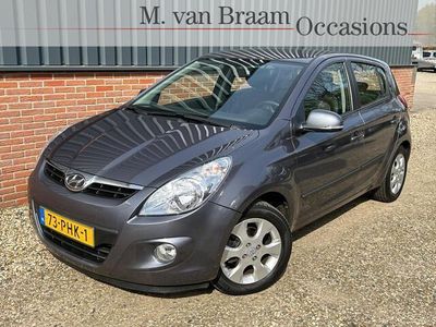 tweedehands Hyundai i20 1.4i i-Catcher Automaat/Ecc/Lmv/Pdc/Trekhaak