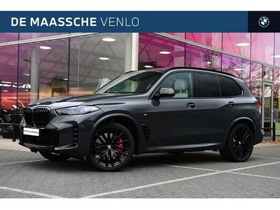 Grijs Occasion 2025 BMW X5 Comfort Edition SUV | € 105.950 (Duur)