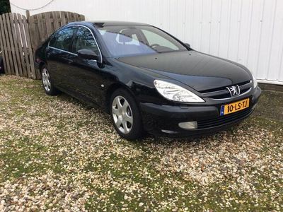 Peugeot 607