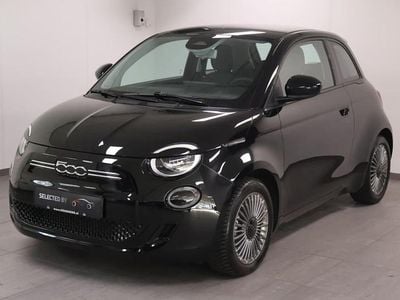 Zwart Occasion 2023 Fiat 500e Icon Hatchback | € 14.949 (Eerlijke prijs)