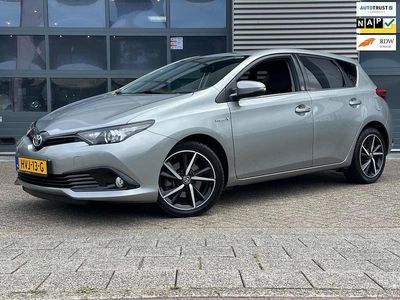 Toyota Auris Hybrid