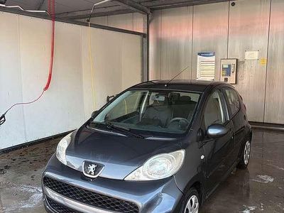 Occasion Peugeot 107 68 PK (50 kW) 2010 Grijs Hatchback