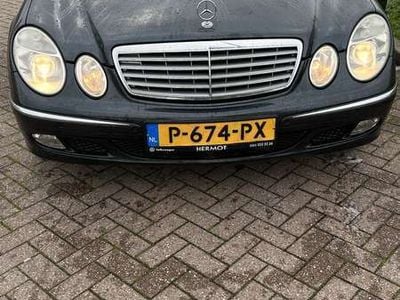 Mercedes E220