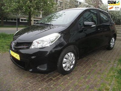 tweedehands Toyota Yaris 1.0 VVT-i Now//NIEUW MODEL//100%ONDERHOUDEN