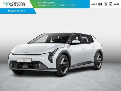 Deluxe white Nieuw 2025 Kia EV4 Advance Hatchback | € 46.795 (Iets duurder)