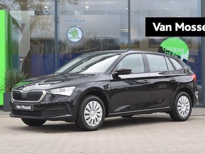 Zwart Gebruikt 2023 Skoda Scala Active Hatchback | € 19.939 (Iets duurder)
