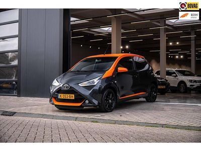 Grijs Occasion 2020 Toyota Aygo Hatchback | € 11.495 (Eerlijke prijs)
