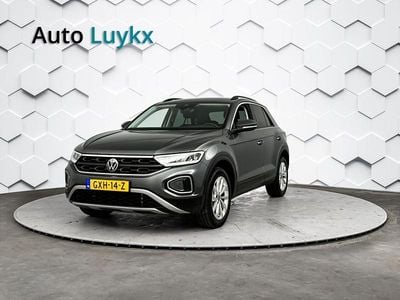 Grijs Occasion 2025 VW T-Roc Business SUV | € 26.940 (Super prijs)