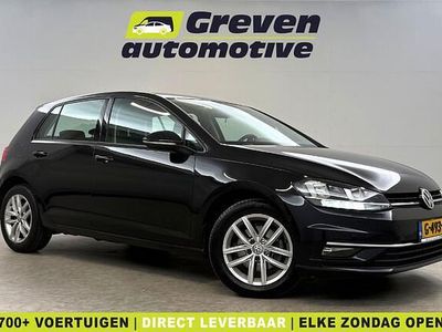 Zwart (metallic) Occasion 2018 VW Golf VII Comfortline Hatchback | € 12.000 (Goede deal)