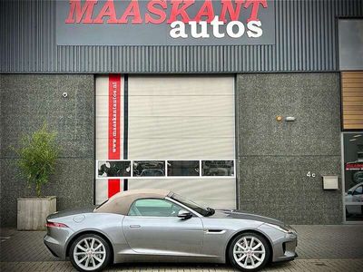 tweedehands Jaguar F-Type Convertible P300 / Grey softtop / 1st owner / Only