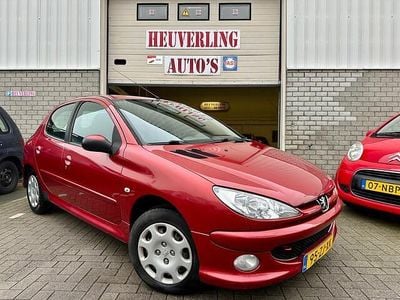 Occasion Peugeot 206 Forever 75 PK (55 kW) 2008 Rood Hatchback