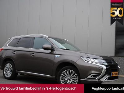 Bruin Gebruikt 2021 Mitsubishi Outlander P-HEV Instyle SUV | € 27.944 (Duur)