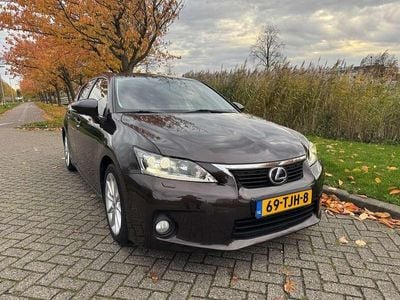 Lexus CT200h