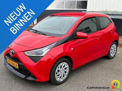 Occasion Toyota Aygo X-play 72 PK (52 kW) 2018 Rood Hatchback