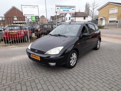 tweedehands Ford Focus 1.6-16V Futura