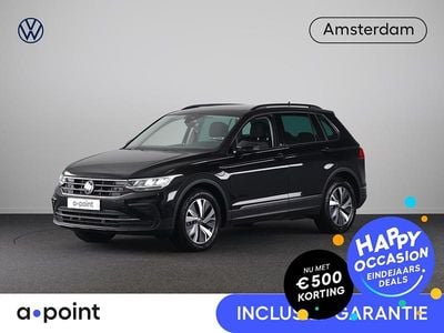 Zwart Gebruikt 2021 VW Tiguan Life SUV | € 29.949 (Super prijs)