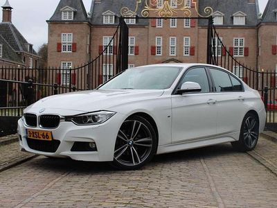 Wit Gebruikt 2014 BMW 316 Executive Sedan | € 12.950 (Iets duurder)