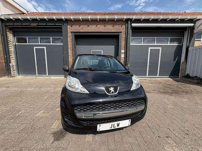 Zwart Gebruikt 2011 Peugeot 107 Hatchback | € 1.650 (Goede deal)