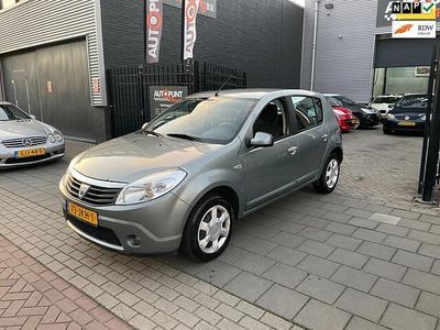 Occasion Dacia Sandero Lauréate 75 PK (55 kW) 2009 Blauw Hatchback