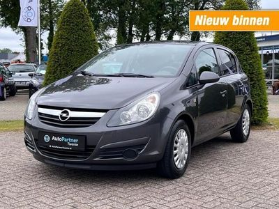 tweedehands Opel Corsa 1.4-16V COSMO / CRUISE/ AIRCO /5-DEURS