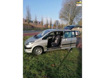 tweedehands Peugeot 1007 1.6-16V Gentry,Autom, 108DKM