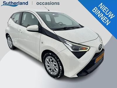 Wit Gebruikt 2019 Toyota Aygo X-play Hatchback | € 14.900 (Eerlijke prijs)