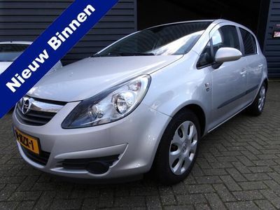 tweedehands Opel Corsa 1.4-16V Airco Cruise Control