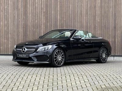 Zwart, metallic lak Gebruikt 2017 Mercedes C250 AMG Cabriolet | € 29.900 (Eerlijke prijs)