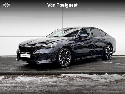 Zwart Occasion 2024 BMW 550e M Sport Sedan | € 77.900