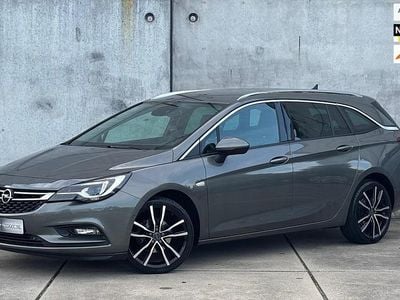 Grijs Gebruikt 2018 Opel Astra Innovation Stationwagen | € 9.950 (Goede deal)