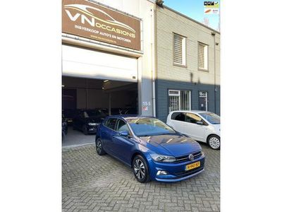 Blauw Occasion 2020 VW Polo Highline Hatchback | € 18.950 (Iets duurder)