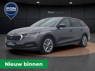 Grijs Occasion 2022 Skoda Octavia Business Line Stationwagen | € 20.850 (Goede deal)